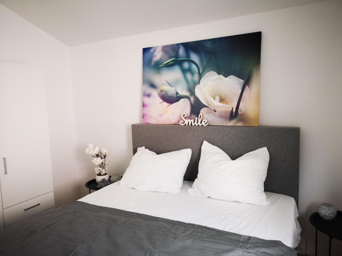 Chillout Apartments With Pool Patricia Fažana Εξωτερικό φωτογραφία