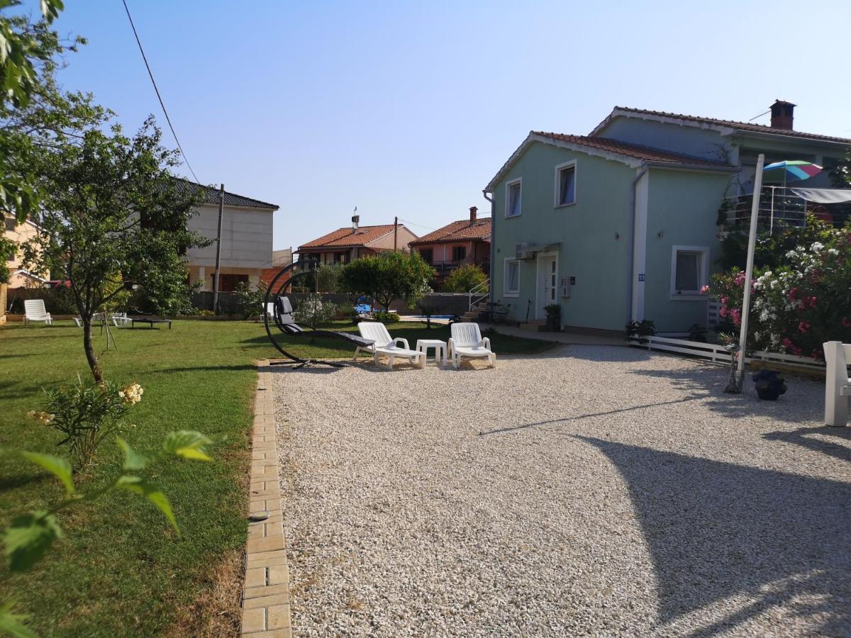 Chillout Apartments With Pool Patricia Fažana Εξωτερικό φωτογραφία