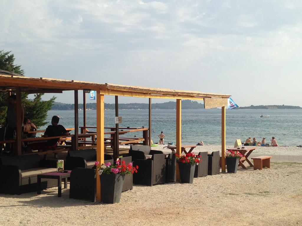 Chillout Apartments With Pool Patricia Fažana Εξωτερικό φωτογραφία